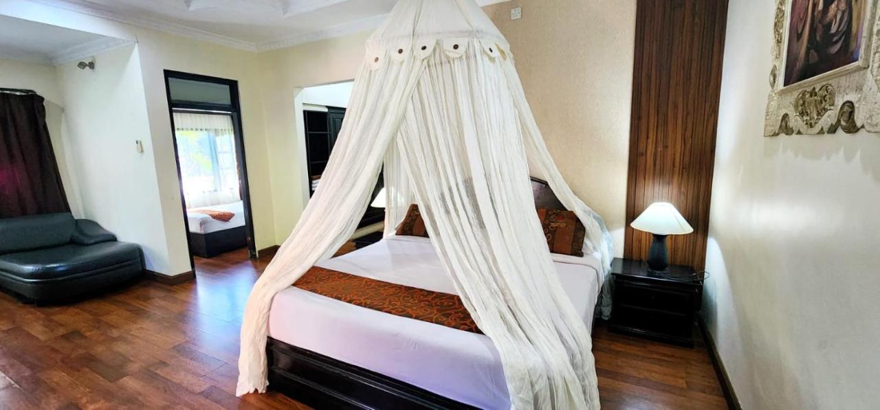 Stana Puri Gopa Hotel Sanur Exteriör bild