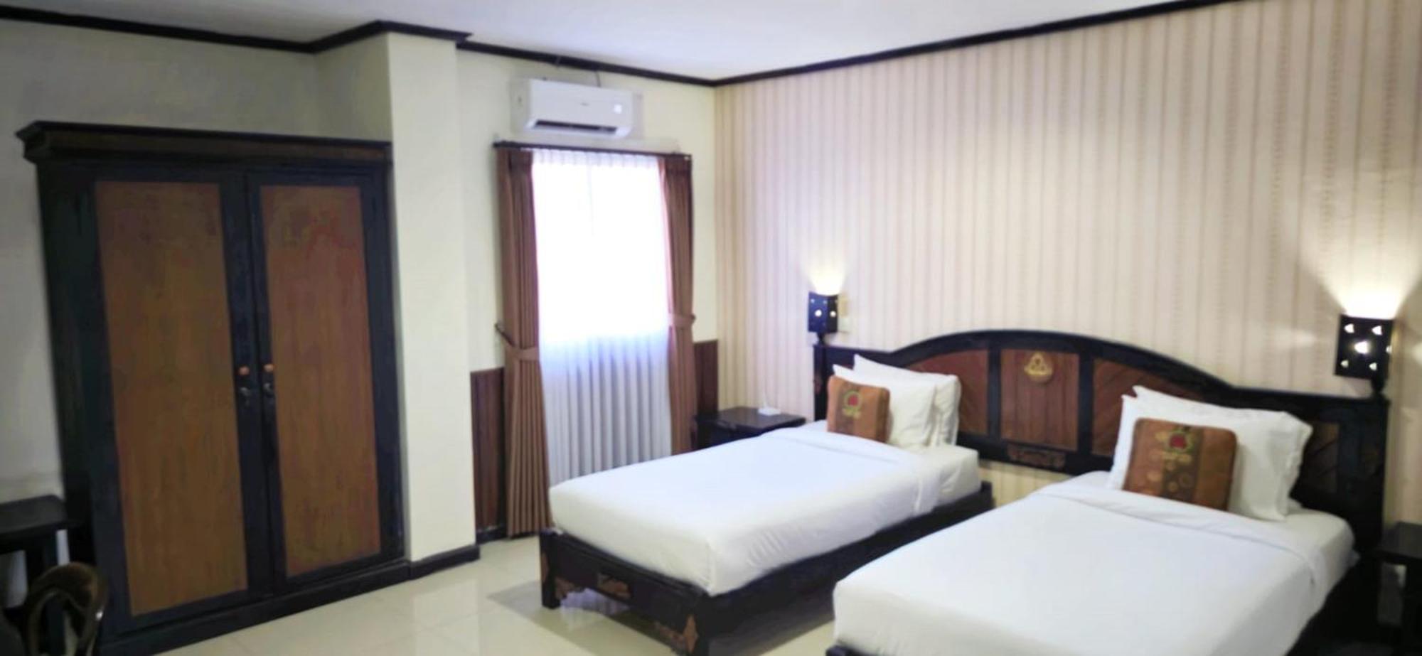 Stana Puri Gopa Hotel Sanur Exteriör bild