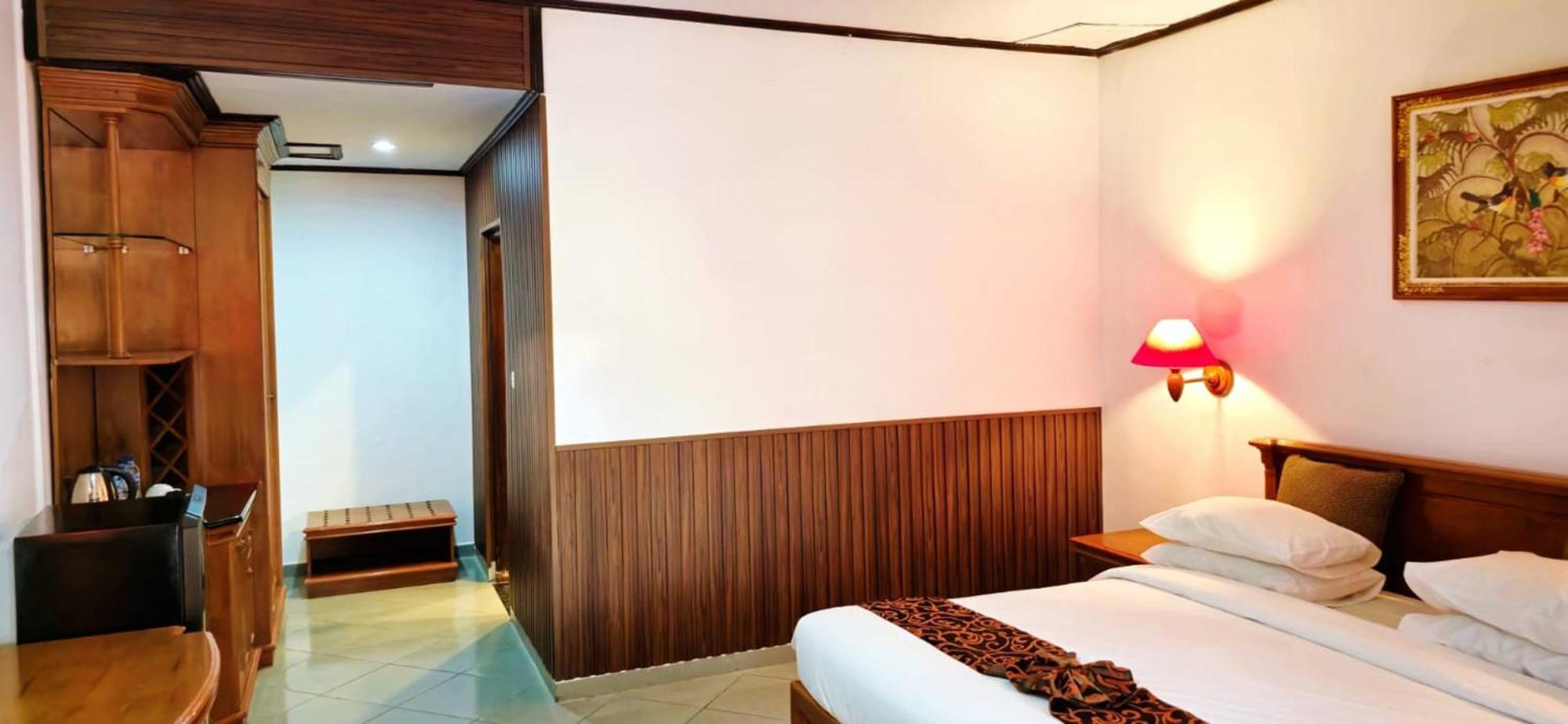 Stana Puri Gopa Hotel Sanur Exteriör bild