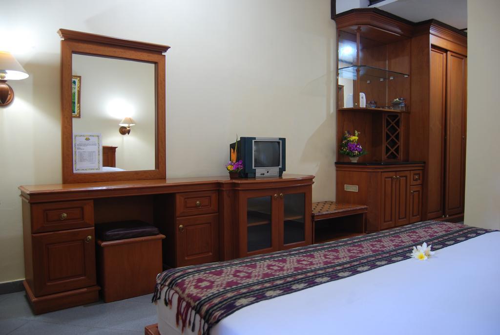 Stana Puri Gopa Hotel Sanur Exteriör bild